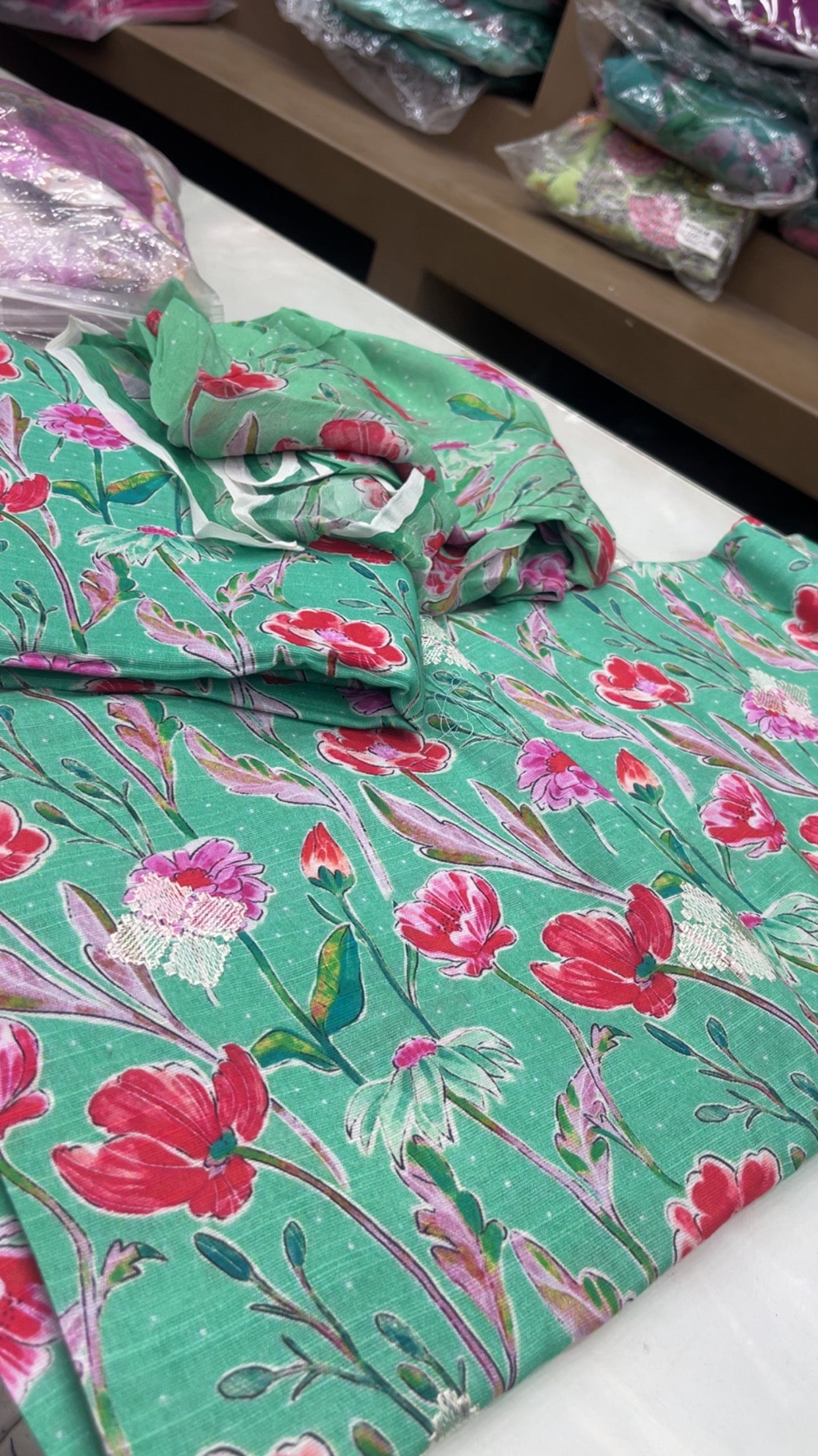 bareeze embroidered khaddar 019