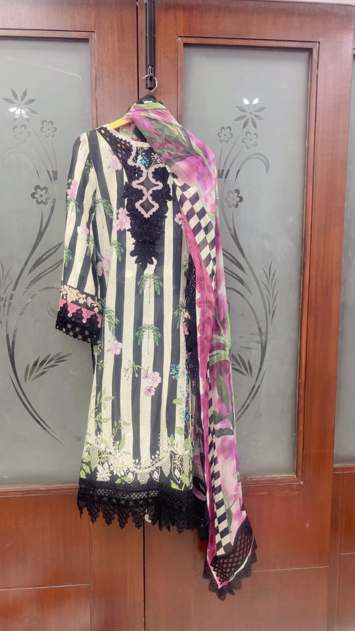 nureh lawn 3pc stitch