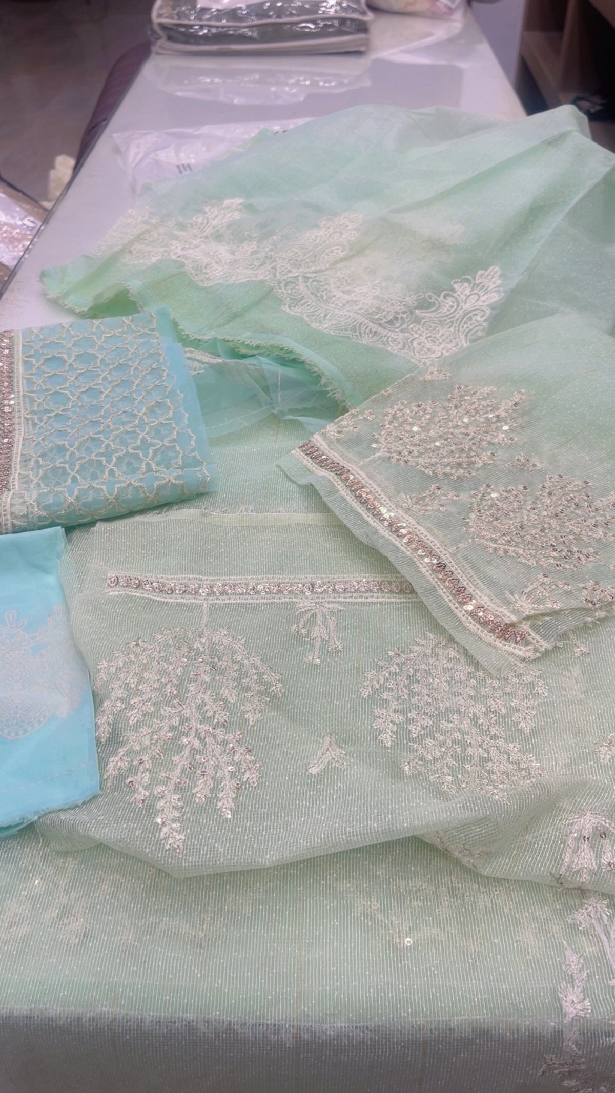 sana safinaz festive 3pc 02
