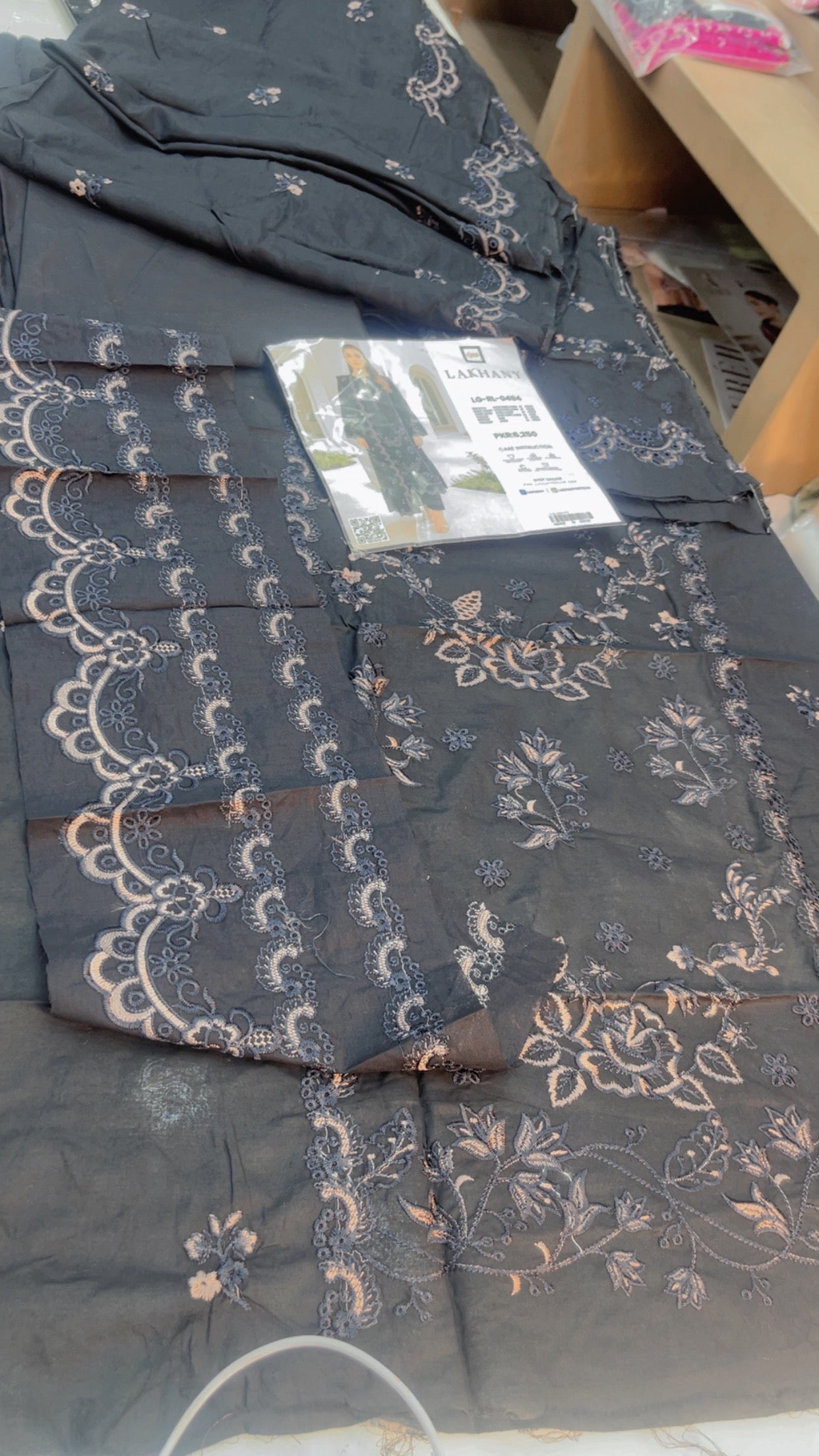 lakhany luxury lawn 0494