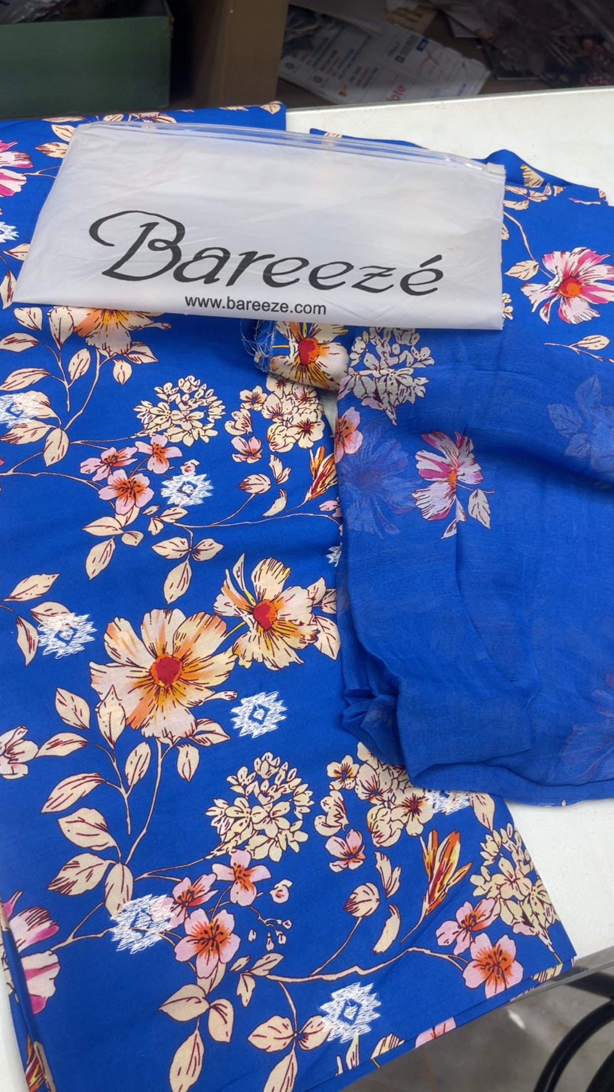 bareeze embroidered linen 012