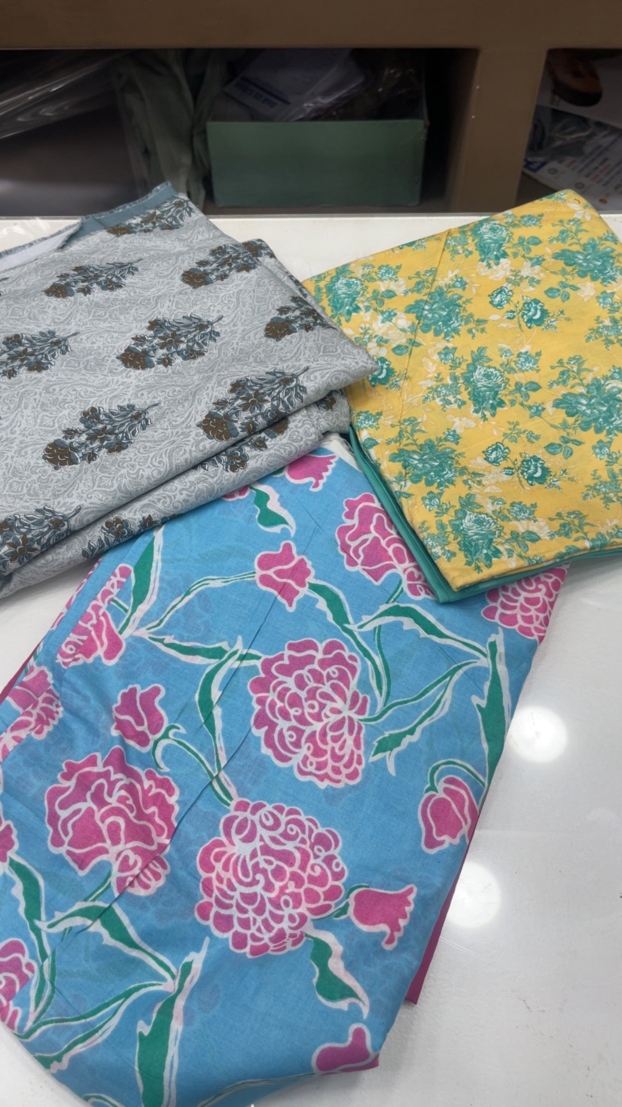 Mix big 3 branded summer 2pc deal 6