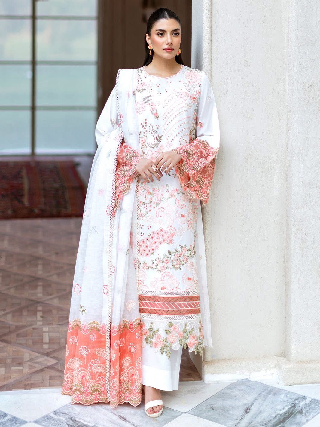 mahnur 3pc lawn. white