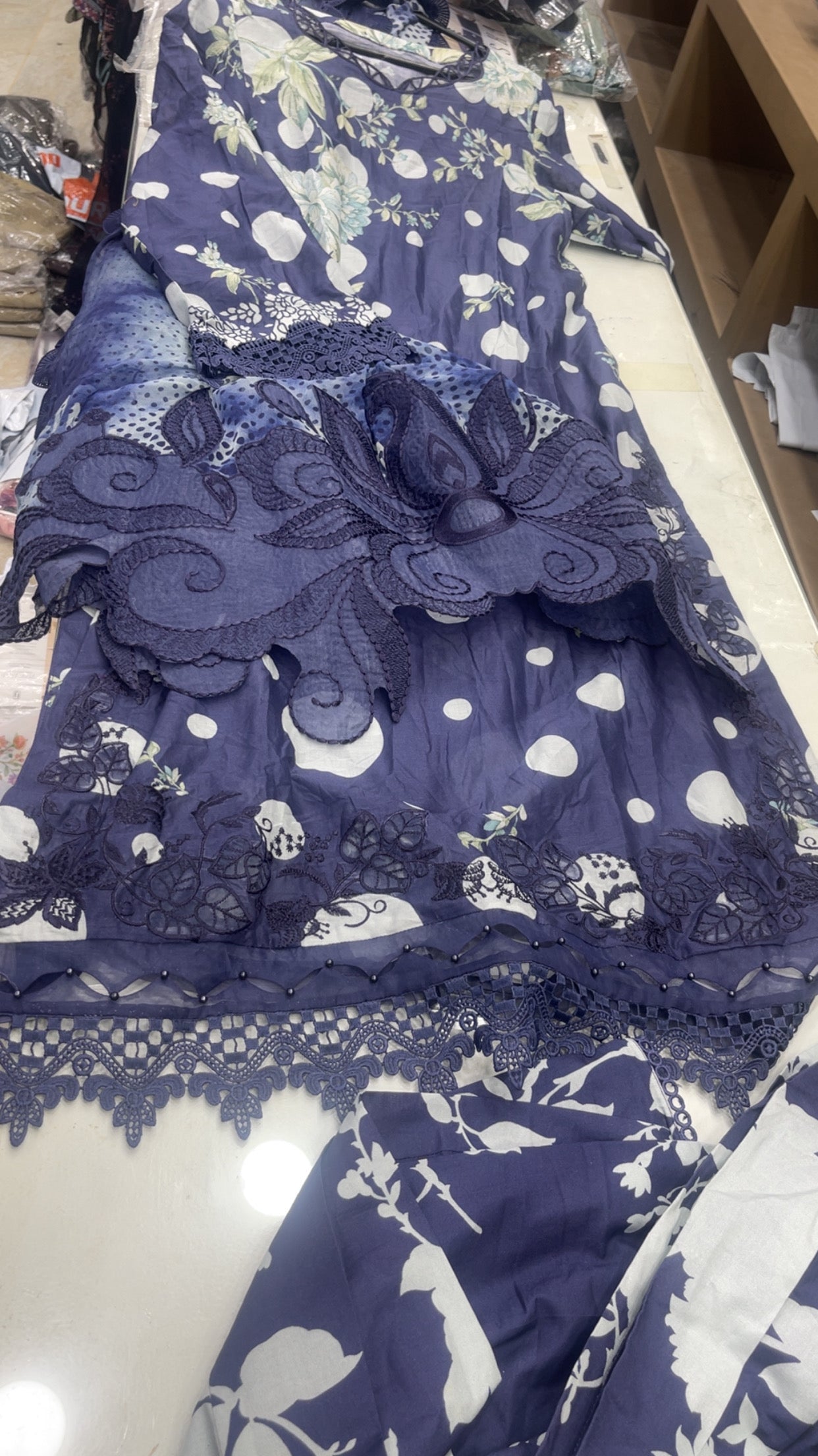 nureh stitched blue