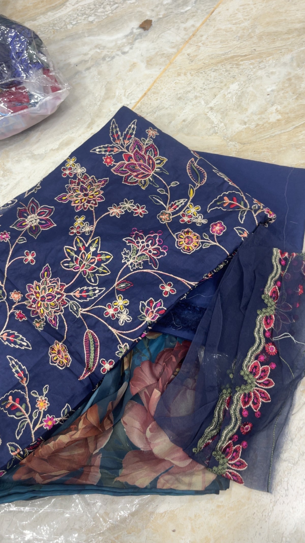 iznik lawn bfresh blue