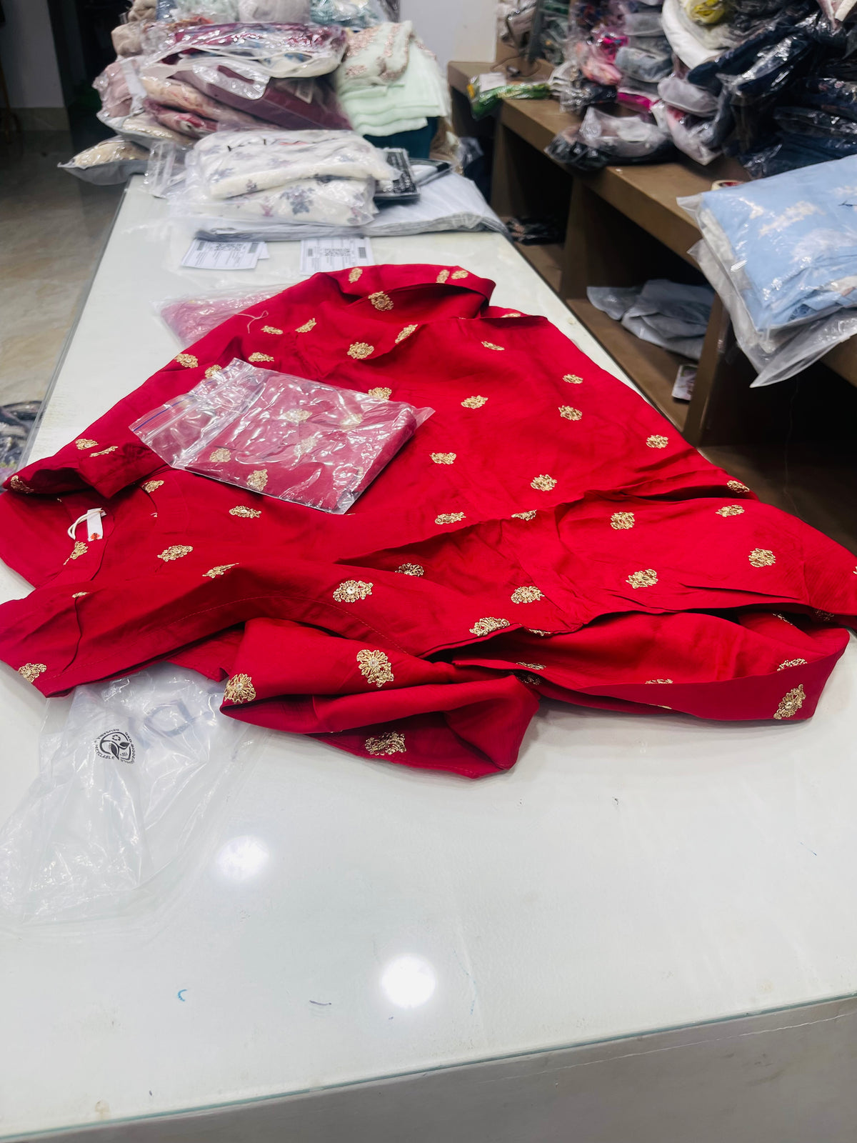 khaddi silk marron. small