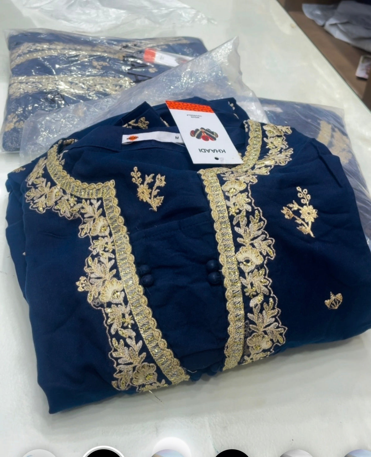 khaddi khass black. medium