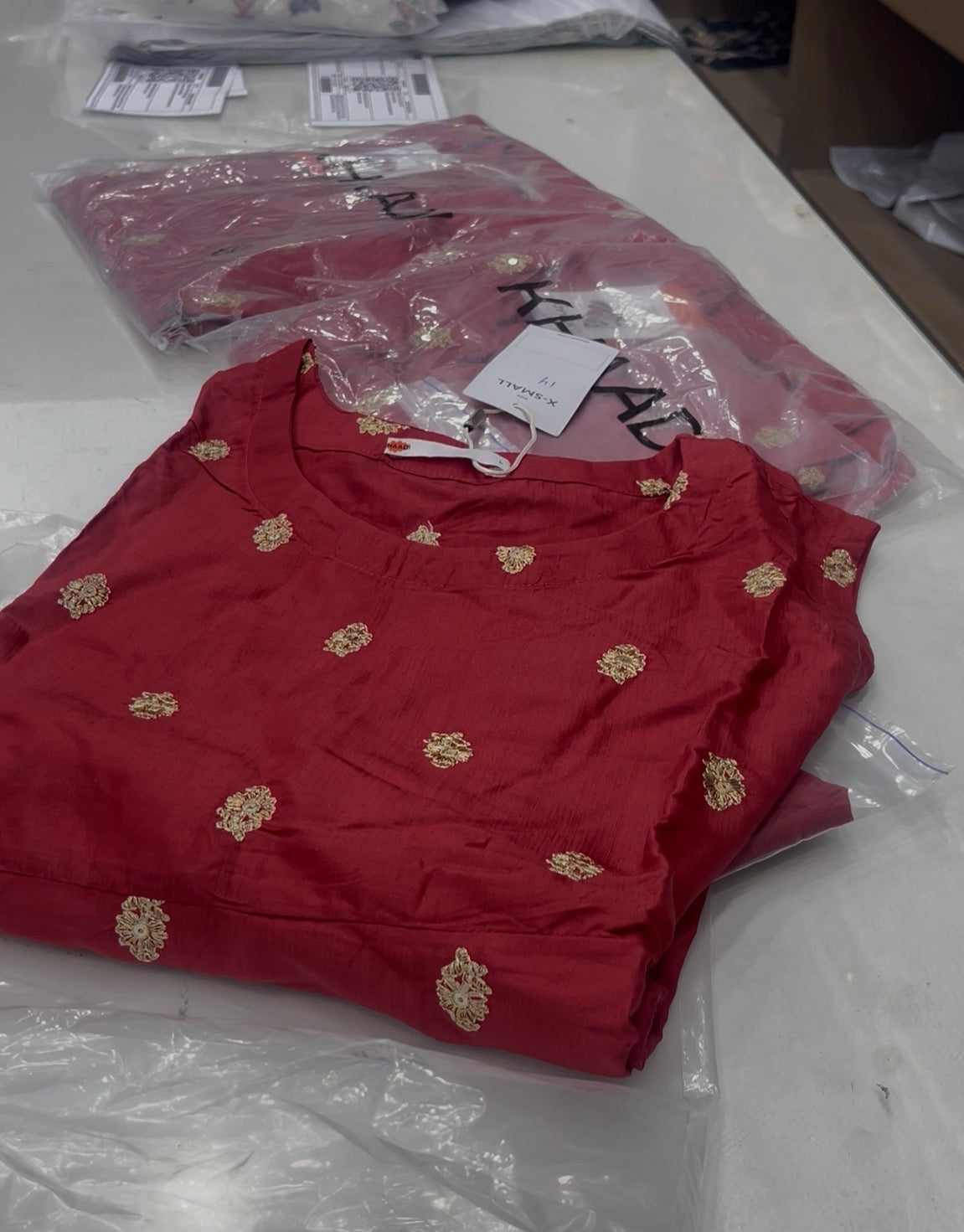 khaddi khass maroon medium