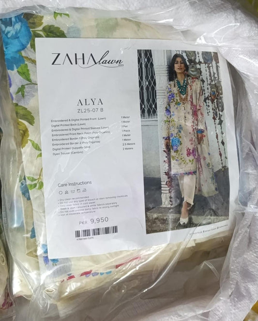 zaha printed 2px.offwhite