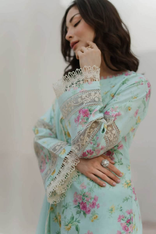 Manara Luxury Lawn 03