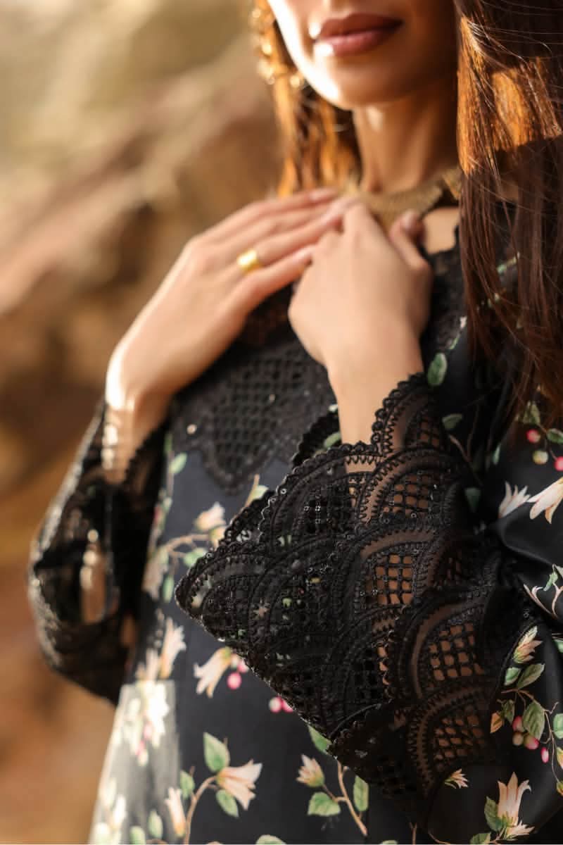 Manara Luxury Lawn 01
